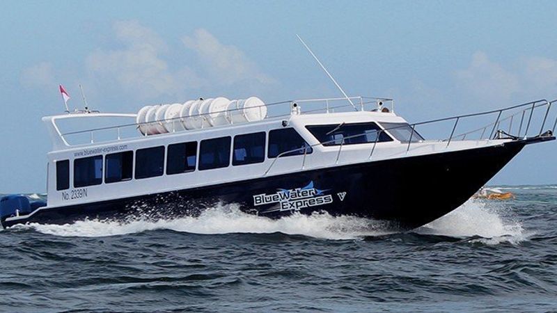 Fast boat