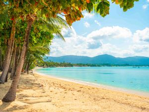 Koh Samui Maenam Beach