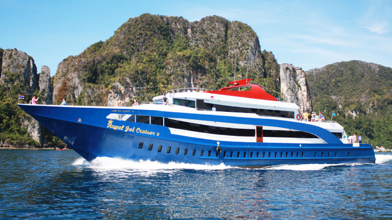 royal-jet-cruiser phi phi islands