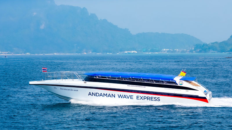 Viaferry wavemaster speedboat